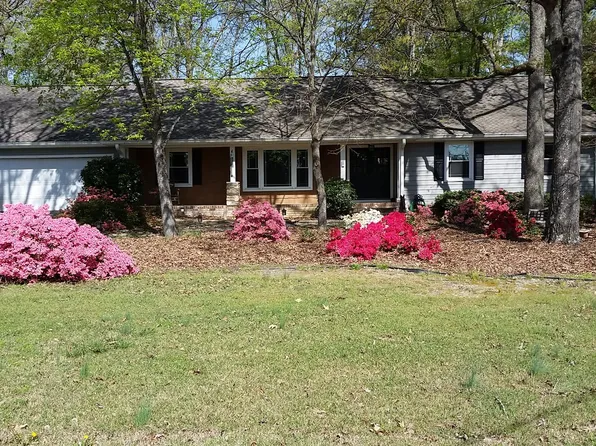 1681 Pharrs Rd, Snellville, GA 30078