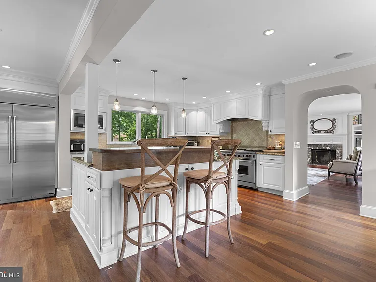 56 Saint Andrews Rd — Photo 11