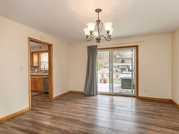 3rd image of 274 Kanawha Rd