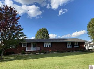 252 Cooper Rd, Murray, KY 42071