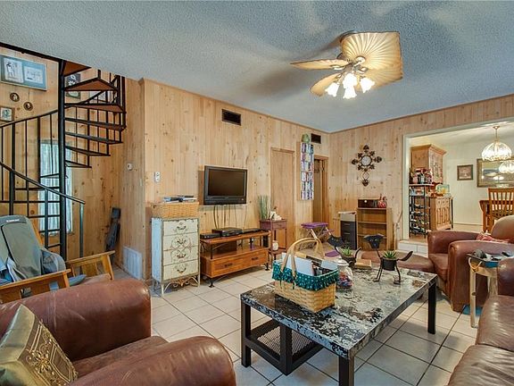 3rd image of 4308 Highland Lake Dr