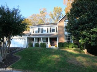 7926 Oak Hollow Ln, Fairfax Station, VA 22039
