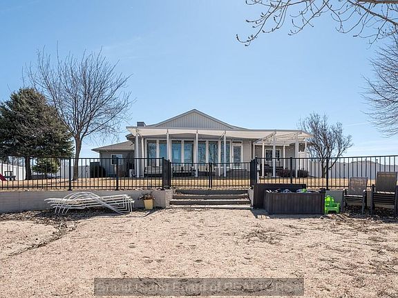 5th image of 1506 Rainbow Rd