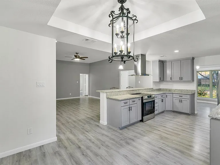 7171 Elliott Dr — Photo 6