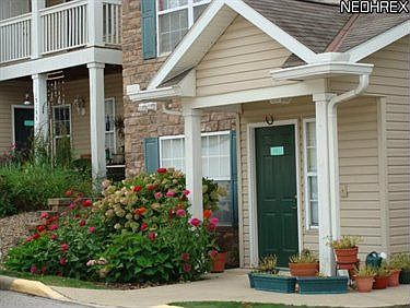 1st image of 15121 Lenox Dr #421