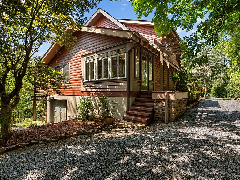 150 Avondale Ridge Rd — Photo 31