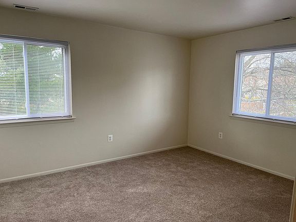 5th image of 2202 Jefferson Ct