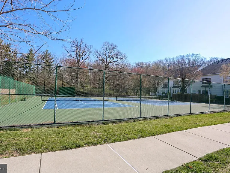 304 Orchard Ridge Dr — Photo 43