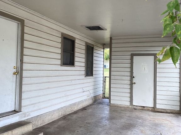 2nd image of 1002 S 25th St