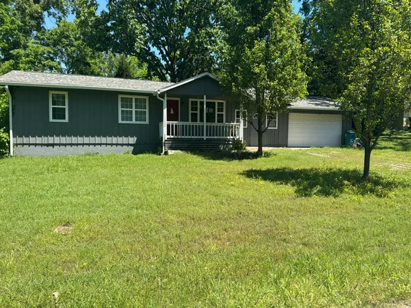 114 McDonald Meadows Pkwy, Bull Shoals, AR 72619
