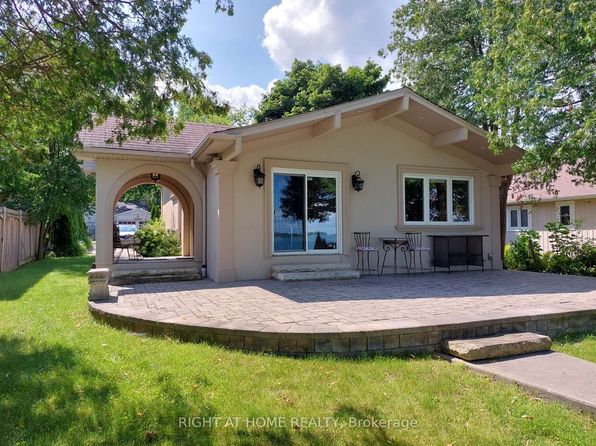 643 Lakelands Ave, Innisfil, ON L9S 4E5