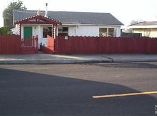 223 S Corry St, Fort Bragg, CA 95437