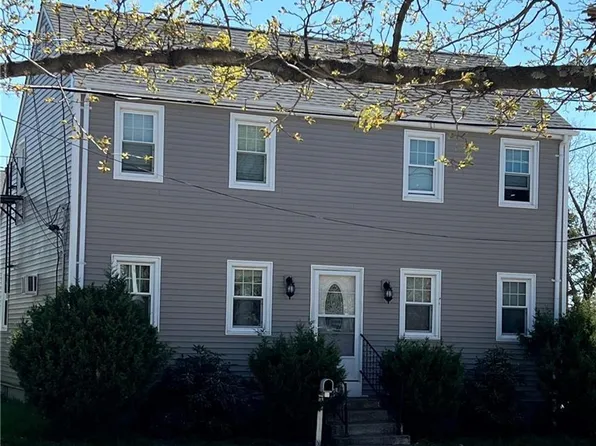 87 Carnation St, Pawtucket, RI 02860
