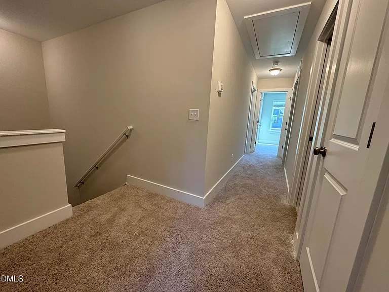 836 Pryor St — Photo 13