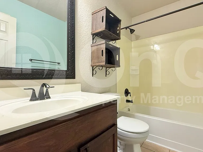 18905 Stirling Castle Ct — Photo 19