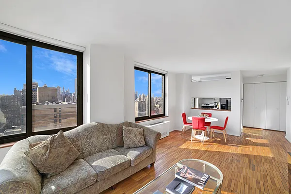 Rented by Compass | media 2