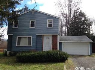 6046 Lakeshore Rd, Cicero, NY 13039