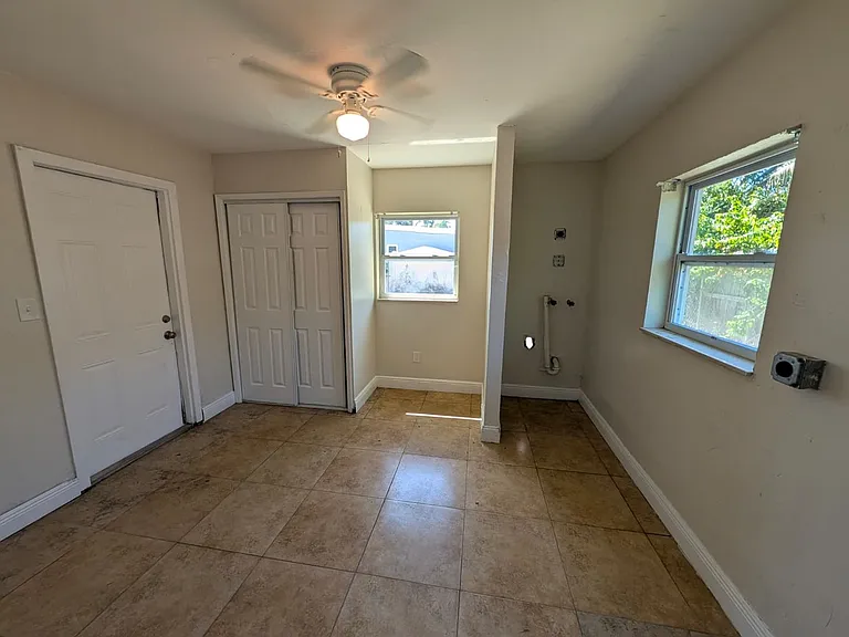 180 Penn Way — Photo 12
