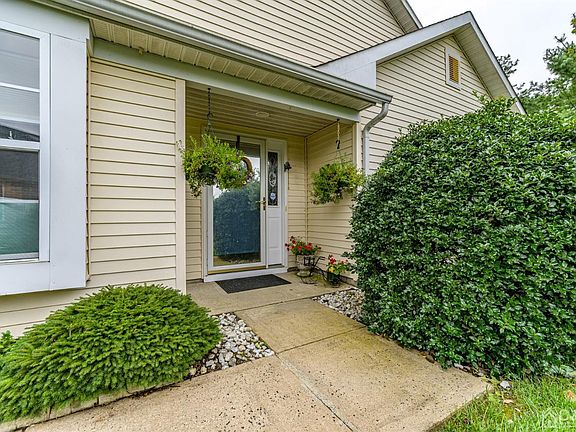 2nd image of 2362 W Ashfield Ct