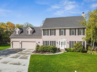 10908 Chatham Ct S, Burnsville, MN 55337