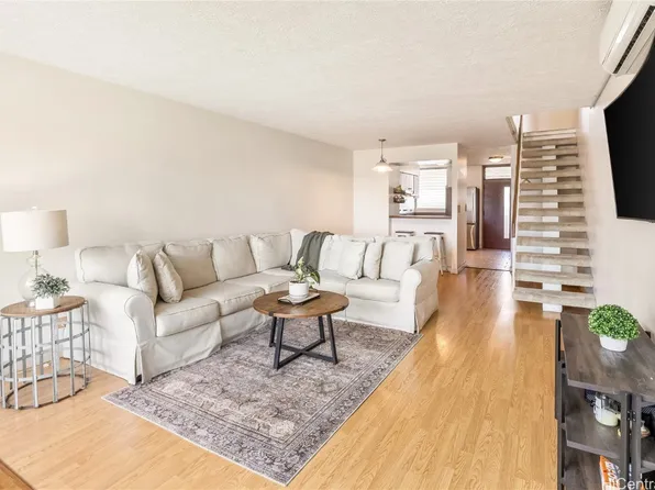 500 University Ave APT 520, Honolulu, HI 96826