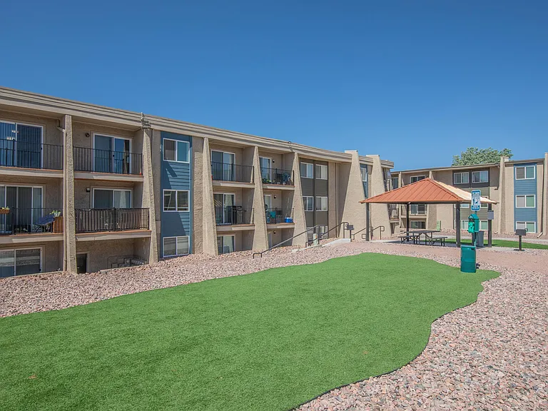 Sedona Ridge Apartments — Photo 9
