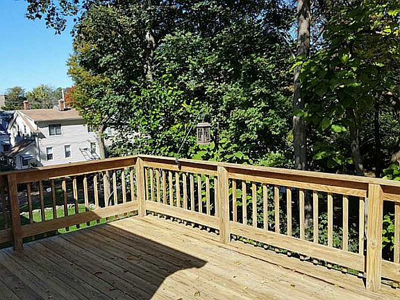 3rd image of 28 Hedley Ave