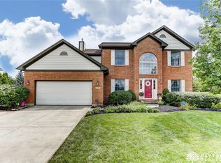 1642 Lago Mar Dr, Dayton, OH 45458