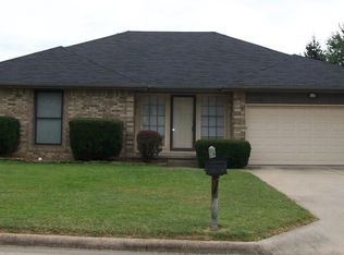 1326 W Whiteside St, Springfield, MO 65807