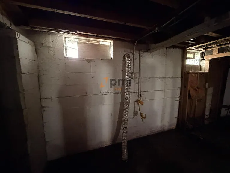 4816 Massachusetts St — Photo 17