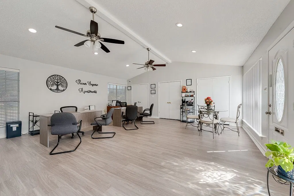 Pecan Square Apartments — Photo 3