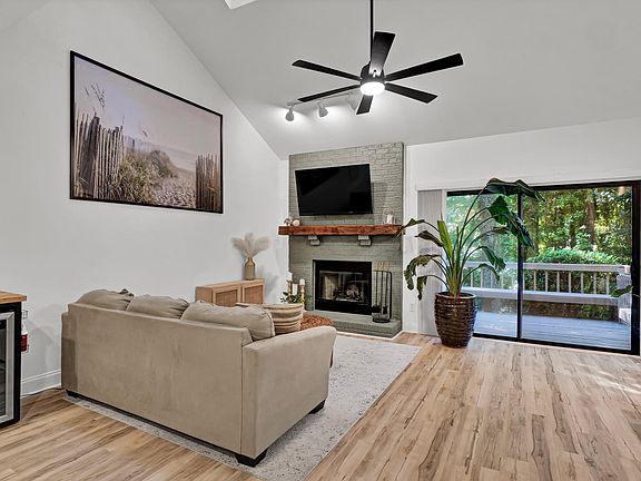 2nd image of 1800 Eastwood Rd #164