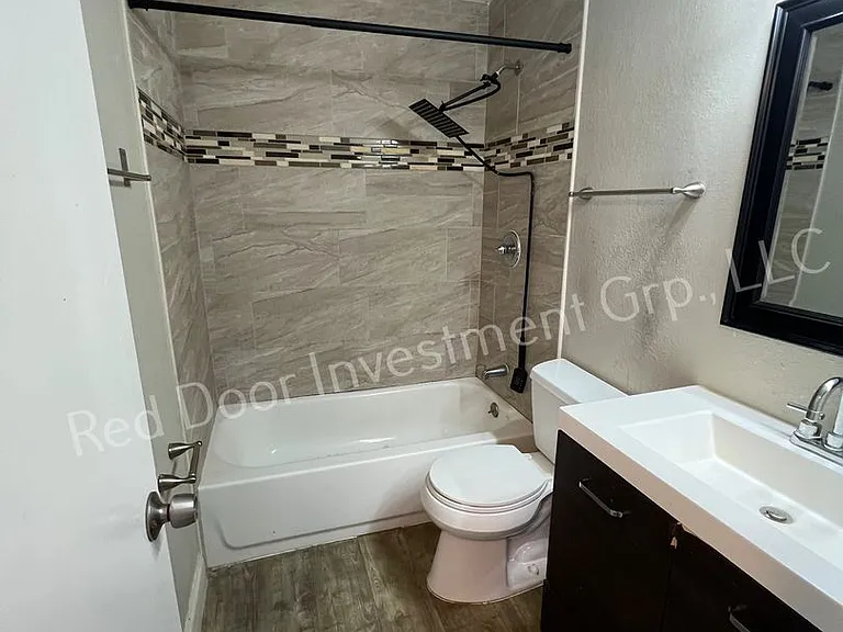 Move In Special 1 & 2 Bedrooms Available Minutes from the River — Photo 40