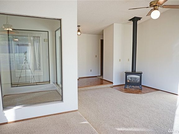 4th image of 8807 44th Ave SE
