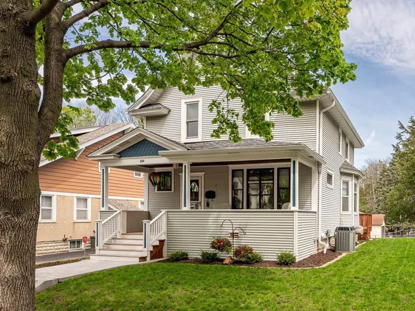 694 Ohio St, Saint Paul, MN 55107