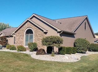 1002 Duesenberg Dr, Auburn, IN