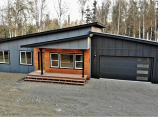 10441 W Glacier Peak Dr, Wasilla, AK 99623