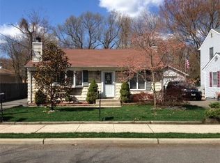 265 Fernhead Ave, Monroe Township, NJ 08831