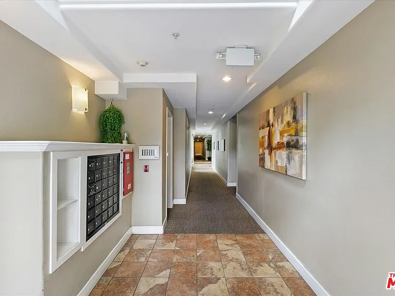 11115 Acama St #107 — Photo 3