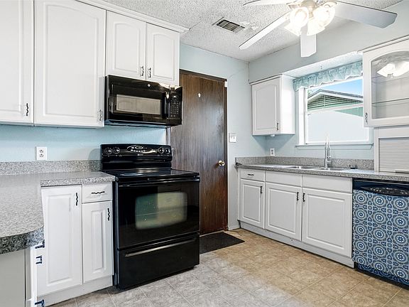 5th image of 841 Lake View Rdg