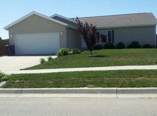 205 Northfield Rd, Manhattan, KS 66502