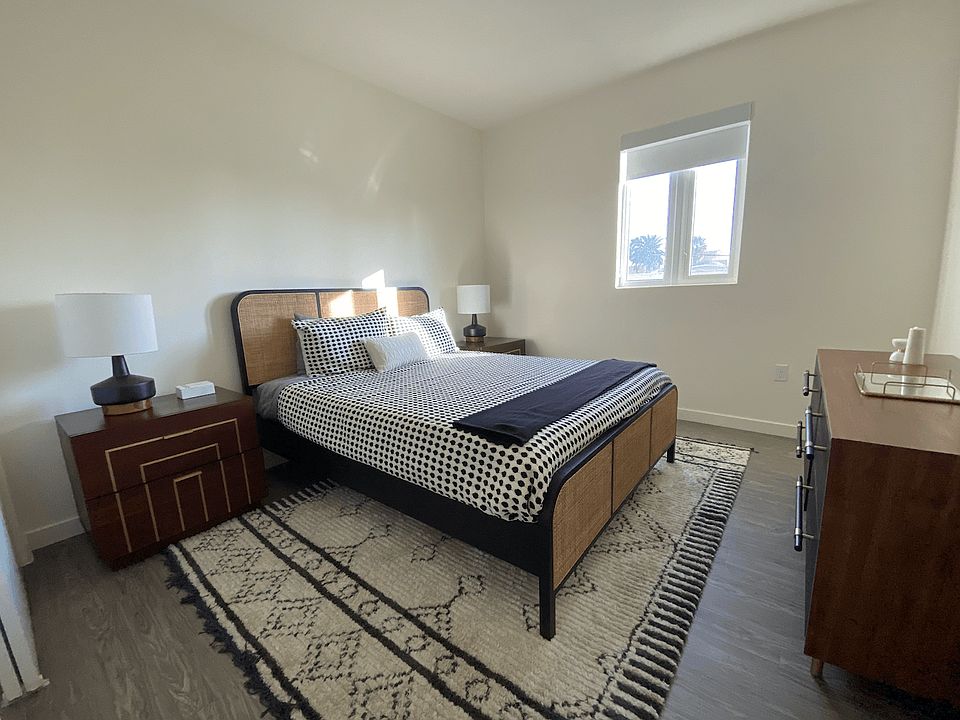 Fusion Hollywood - Bedroom