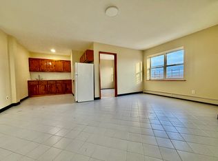 445 S 4th Ave APT 3A, Mount Vernon, NY 10550