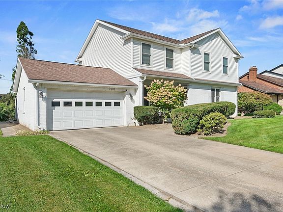 2nd image of 2610 Elmhurst Dr