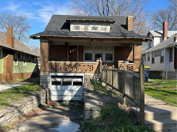 2217 Drury Ave, Kansas City, MO 64127