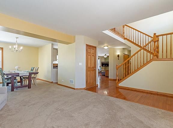 5th image of 9822 Chetwood Dr