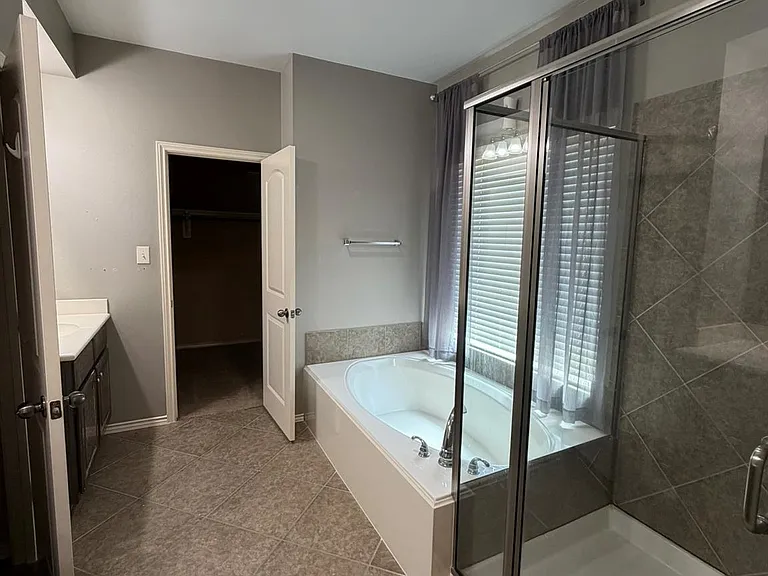 13014 Gentle Water Dr — Photo 26