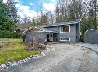 35294 Selkirk Ave, Abbotsford, BC V2S 8L2