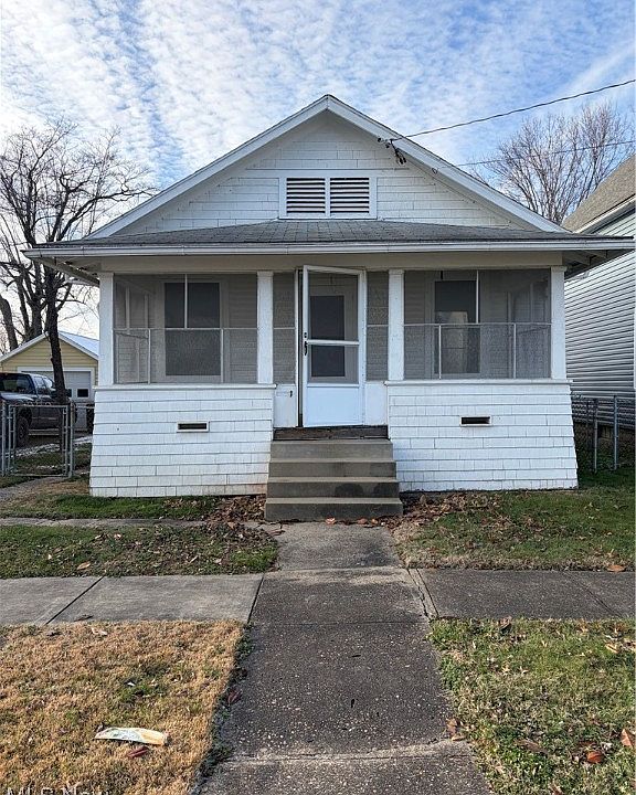 1st image of 2323 Vaughan Ave