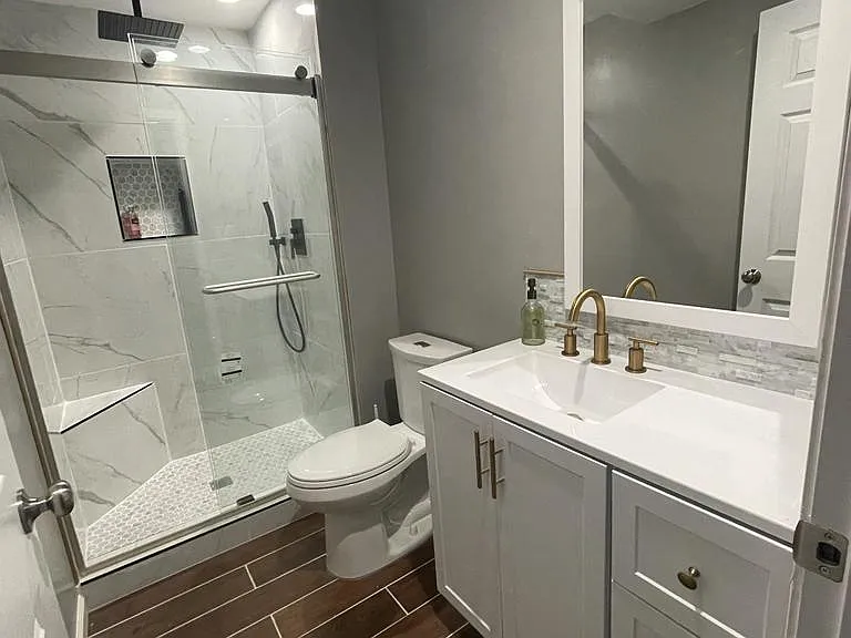Joshua Grayson Dr — Photo 2